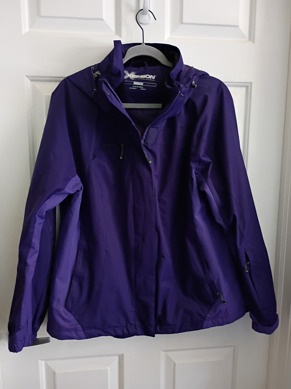 Xersion Women's Purple Hooded Rain Jacket